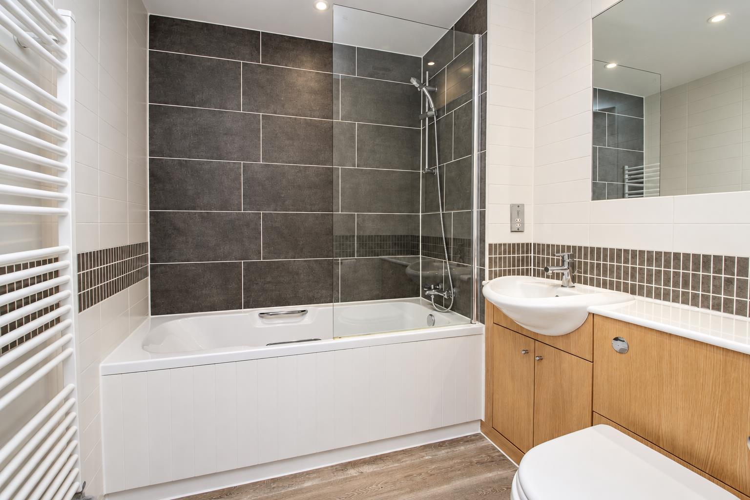 315 South Row, Milton Keynes